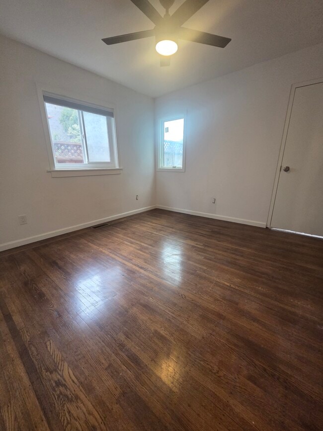 2161 N Valley St in Berkeley, CA - Foto de edificio - Building Photo