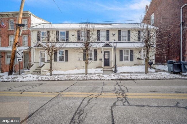 property at 125 Ford St