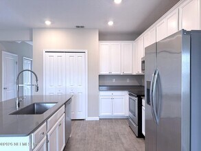 12835 Josslyn Ln in Jacksonville, FL - Building Photo - Building Photo