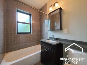 4546 N Damen Ave in Chicago, IL - Building Photo - Building Photo