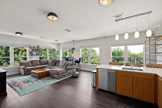 property at 999 Hancock St