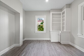 411 Central Ave in Johnston, RI - Building Photo - Building Photo