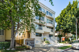 1247 Barry Ave in Los Angeles, CA - Building Photo - Primary Photo