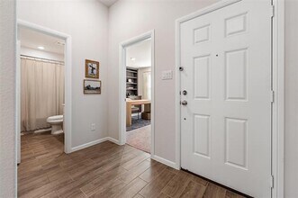 137 Greenback Trl in Fort Worth, TX - Building Photo - Building Photo