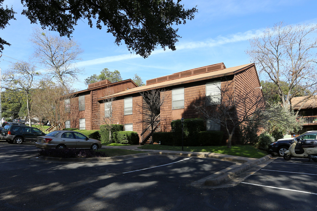 Oak Grove in Austin, TX - Building Photo