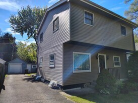 35W325 Lambert Ave in St. Charles, IL - Building Photo