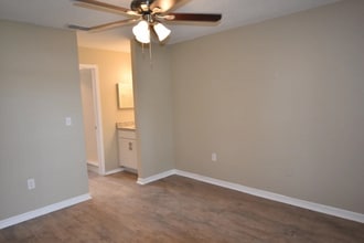 1409 Andy Dr in Riverview, FL - Building Photo - Building Photo