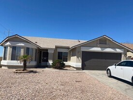 444 N 64th St in Mesa, AZ - Building Photo
