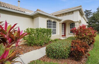 6055 Wingspan Way in Bradenton, FL - Foto de edificio - Building Photo