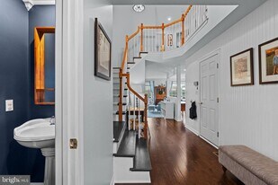 433 Northstar Dr in Harrisburg, PA - Building Photo