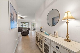 13562 Paddington Wy in Spring Hill, FL - Building Photo - Building Photo