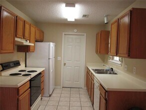 3456 Vassar St in Fayetteville, AR - Building Photo - Building Photo