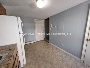 15 Elm St in Bangor, ME - Building Photo - Building Photo