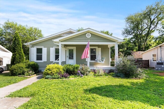 property at 1123 Humes Ave NE