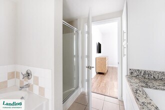 2801 Biltmore Park Dr in Orlando, FL - Foto de edificio - Building Photo