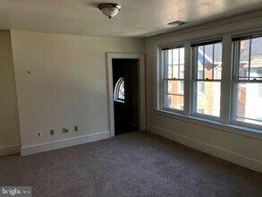 29 N 3rd St in Oxford, PA - Building Photo - Building Photo