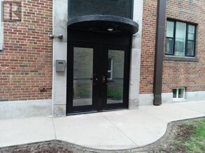 464-464 Summerhill Ave in Toronto, ON - Building Photo - Building Photo