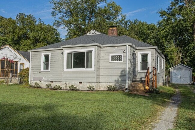 property at 303 Shawnee Trail