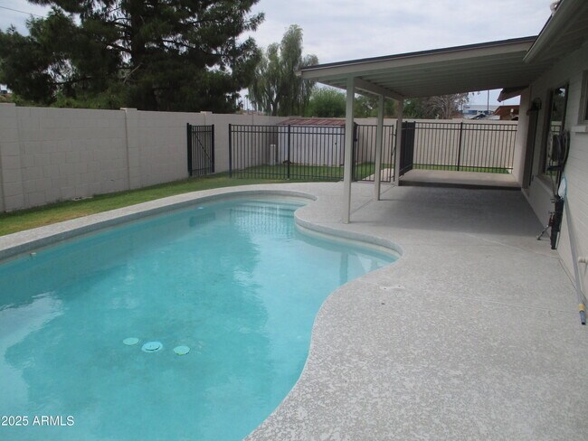 2691 W Bentrup St in Chandler, AZ - Building Photo - Building Photo