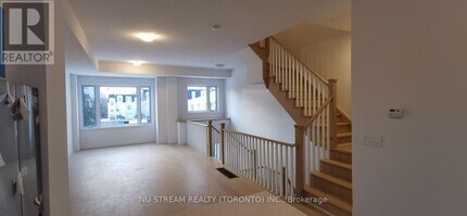 9 Carl Hl Ln in Richmond Hill, ON - Building Photo - Building Photo