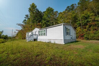 1330 Old Northcutt Rd in Ellijay, GA - Building Photo - Building Photo