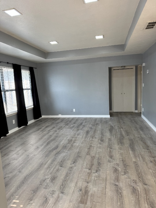 5414 Lakeview Pkwy in Rowlett, TX - Building Photo