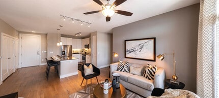 Carter in Scottsdale, AZ - Foto de edificio - Building Photo