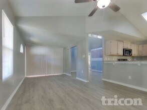 1394 Black Willow Trail in Altamonte Springs, FL - Foto de edificio - Building Photo