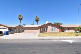 2878 S 18th Ave in Yuma, AZ - Building Photo
