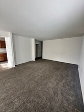 5676 Annie St in Bozeman, MT - Building Photo - Building Photo