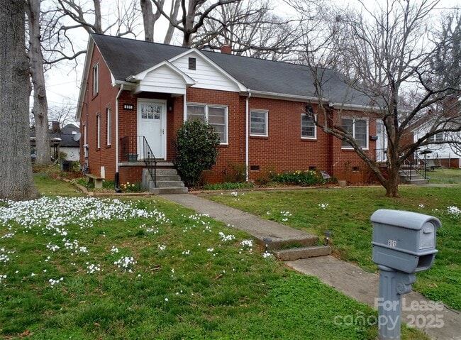 property at 801 Wood St