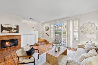 19 Vinca Ct in Ladera Ranch, CA - Building Photo - Building Photo