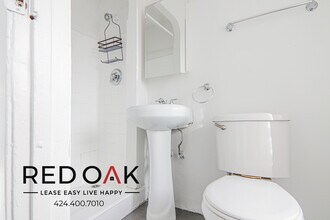 1243 S Mariposa Ave, Unit 25 in Los Angeles, CA - Building Photo - Building Photo