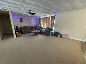 122 Birdseyeview Dr in Ithaca, NY - Building Photo - Building Photo