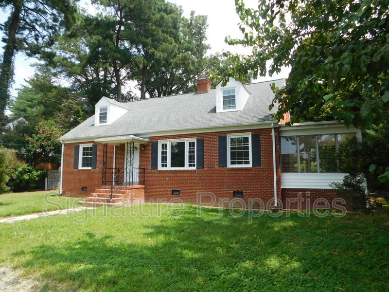 8000 Atlee Rd in Mechanicsville, VA - Building Photo