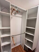 835 Winding Oaks Dr, Unit Shared yard Apt in Palm Harbor, FL - Building Photo - Building Photo