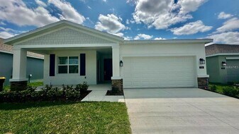 506 Hatteras Rd in Davenport, FL - Building Photo