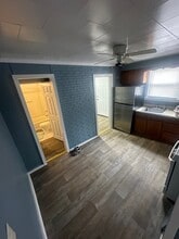 8671 Hudson Ave in Warren, MI - Building Photo - Building Photo