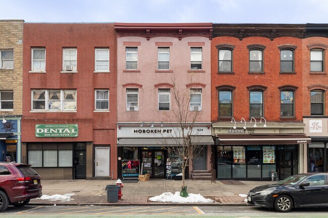 524 Washington St in Hoboken, NJ - Building Photo - Building Photo