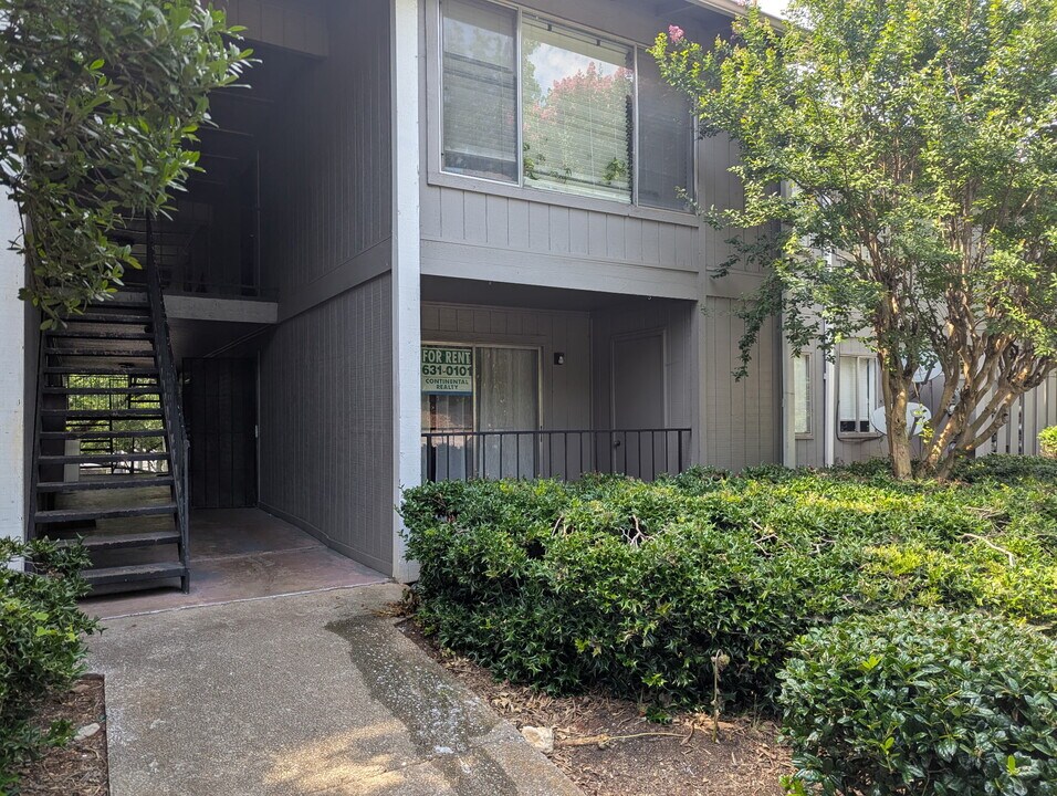 405 Skyview Dr in Birmingham, AL - Building Photo