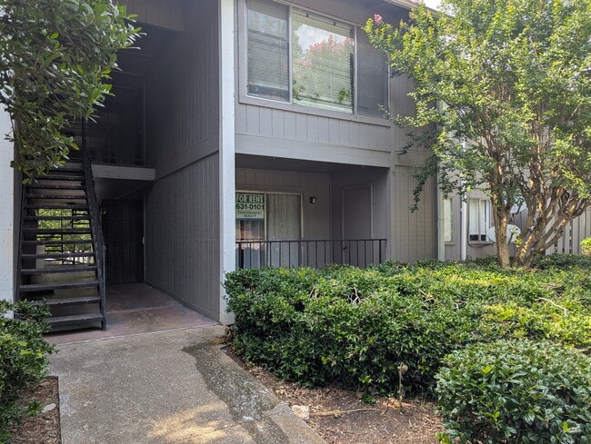 property at 405 Skyview Dr