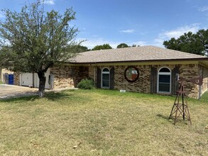 1122 Rhonda Lee St in Copperas Cove, TX - Building Photo - Building Photo