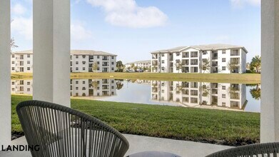 4985 Eastwood Greens St, Unit 01-107 in Ft. Myers, FL - Building Photo - Building Photo