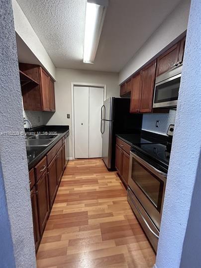 755 Riverside Dr, Unit 1330
