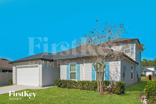 3031 Greywood Ln in Orange Park, FL - Foto de edificio - Building Photo