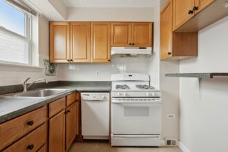 9424 Kirkwood Rd, Unit 2 in Philadelphia, PA - Building Photo - Building Photo