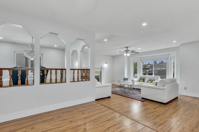 12474-1290A 90a Ave in Surrey, BC - Building Photo - Building Photo