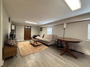 105 N Richards Ave in Ventnor City, NJ - Building Photo - Building Photo