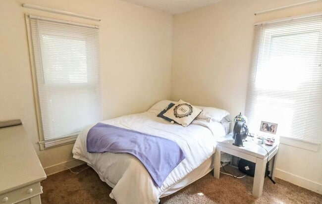 817 Thurston St in Manhattan, KS - Building Photo - Building Photo