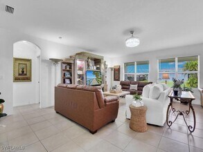 2632 SW 8th Ct in Cape Coral, FL - Foto de edificio - Building Photo